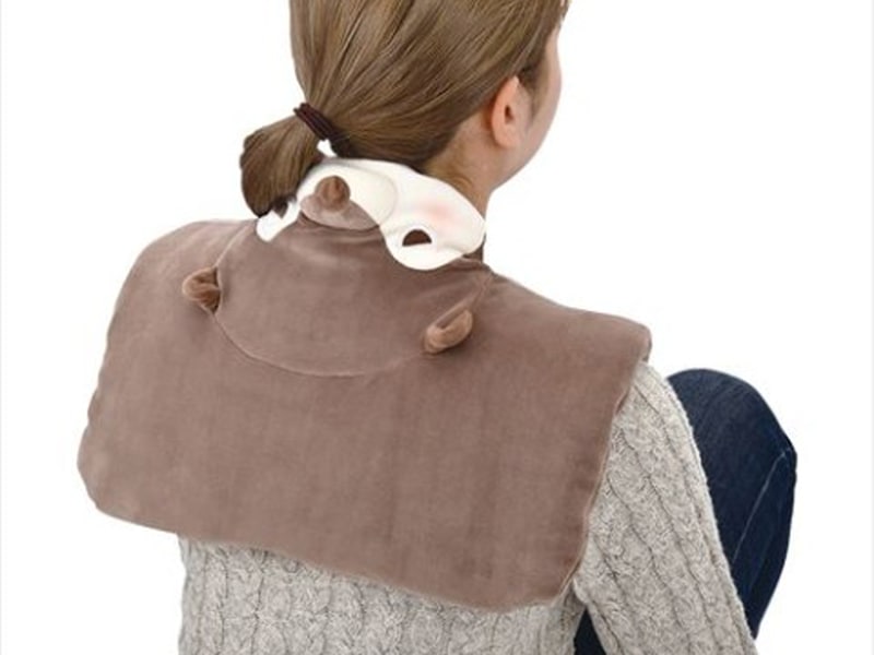 【温活アニマルズ】ショルダーウォーマー利用イメージ