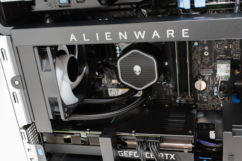Hothotレビュー】見た目もインパクト大。第12世代Core/RTX 30搭載