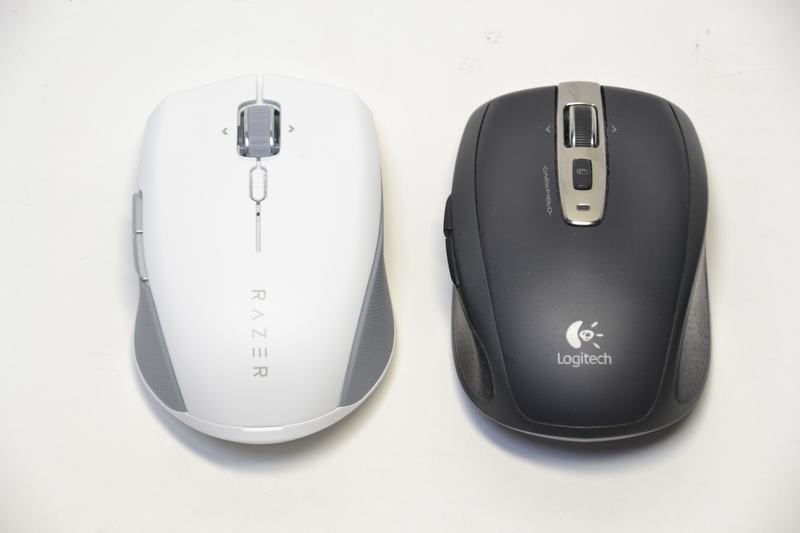 筆者愛用の「Anywhere Mouse M905」の北米版と並べてみた。なお北米版ではあるが、技適マークは入っている