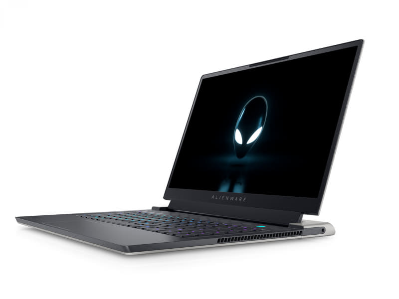Alienware x15