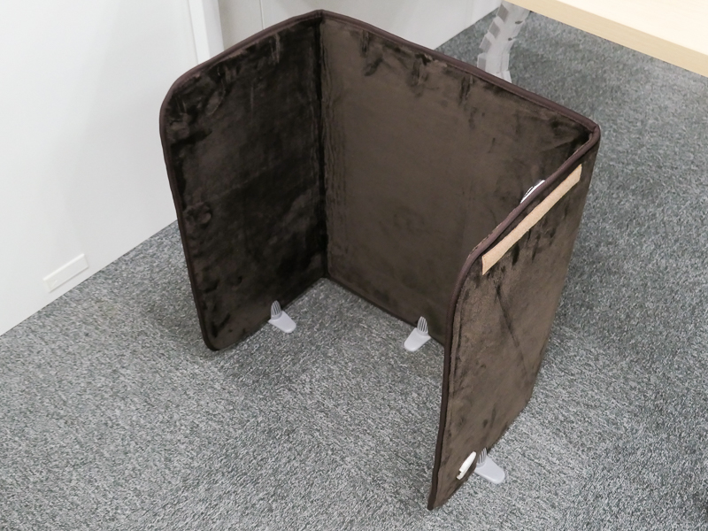 パネル部分を広げる