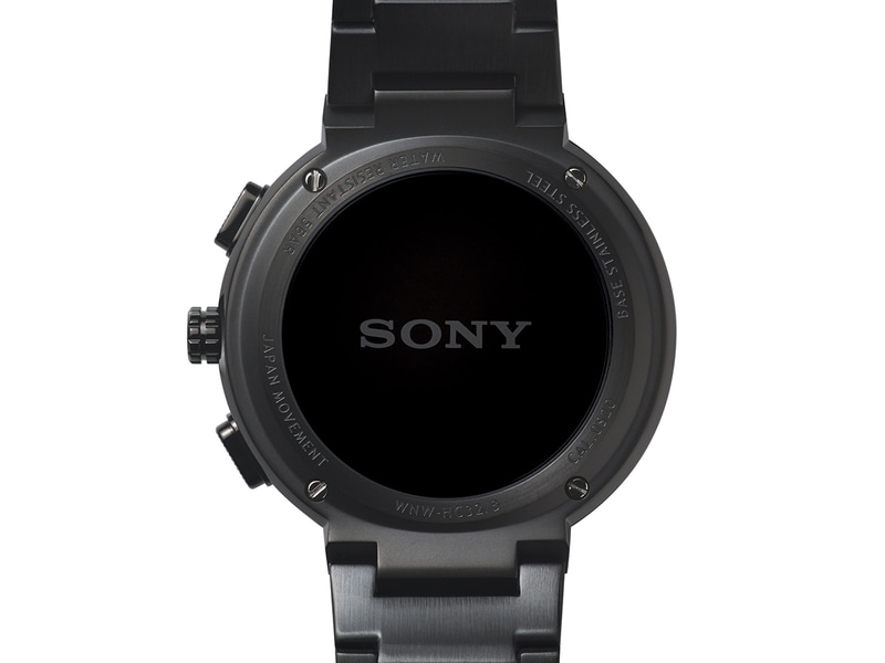 背面にもソニーのロゴをあしらった