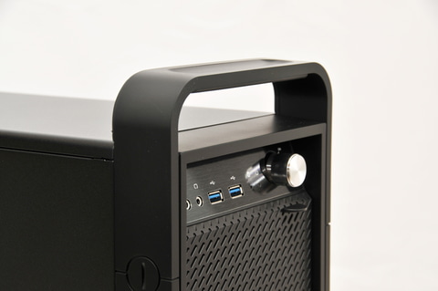 Hothotレビュー】ゲーミングPCとの違いを見せ付けるマウスの