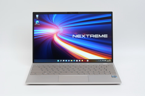 4辺狭額ベゼルとなった完全新モデルの14型ノート「LAVIE