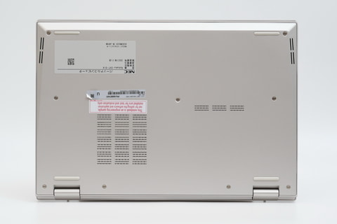 薄型ベゼル ディスプレイ 本体 20170324113021_680_.jpg