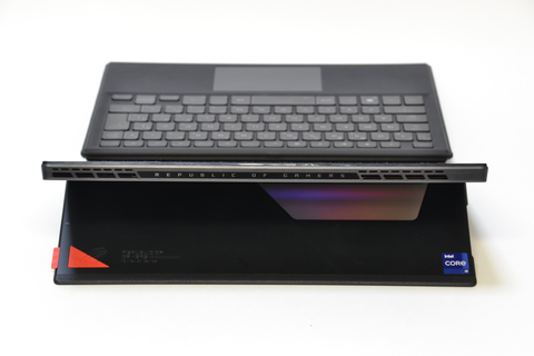 ROG Flow Z13 ASUS ゲーミングノートPC　13インチ ROG Flow Z13 (2023) GZ301 | ROG Flow | ノートパソコン | ROG