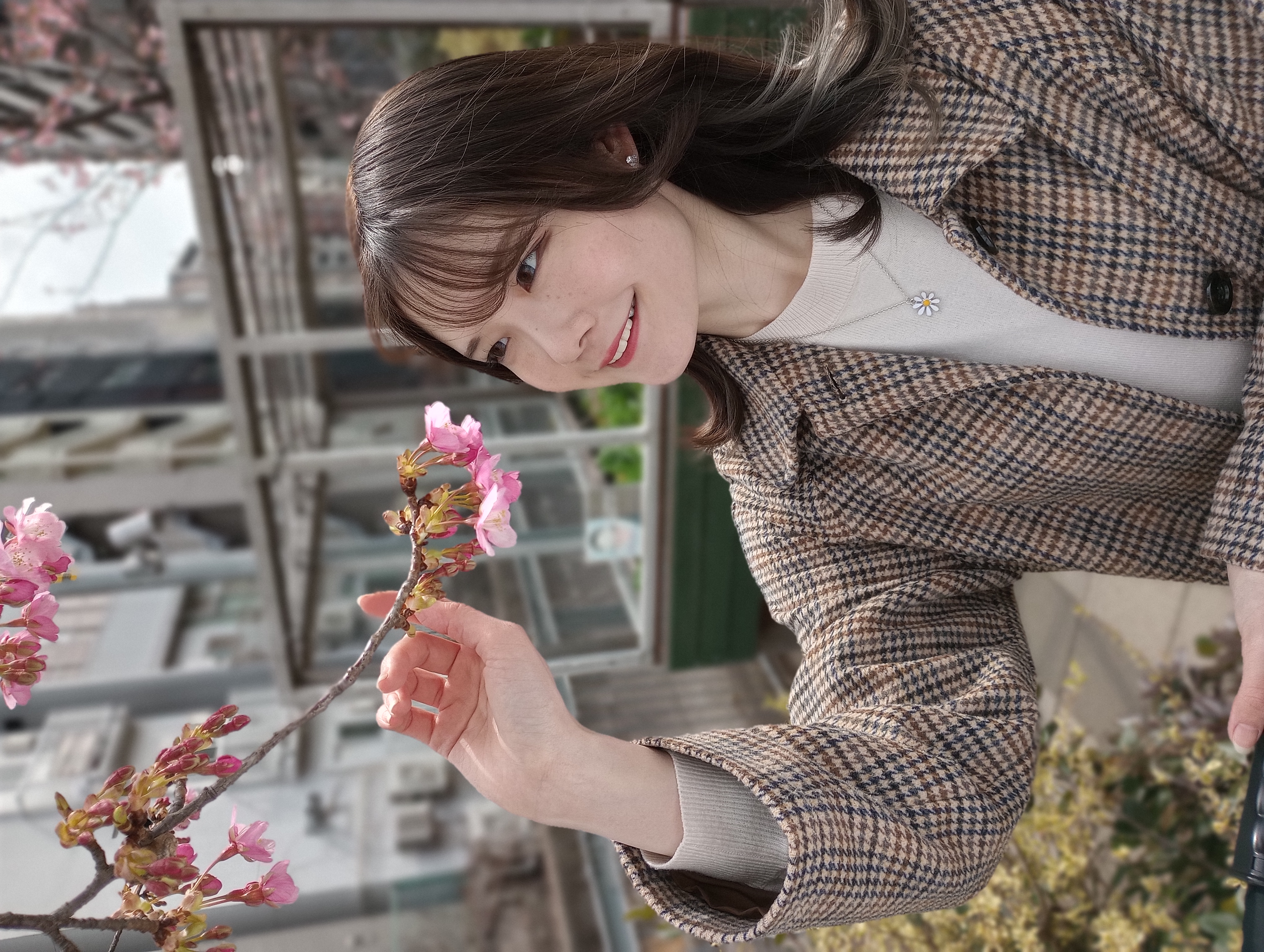 モデル:<a href="https://twitter.com/harukaofficial_" class="nn" target="_blank">春霞</a>＠<a href="http://net-age.co.jp/" class="n" target="_blank">NET-AGE</a>