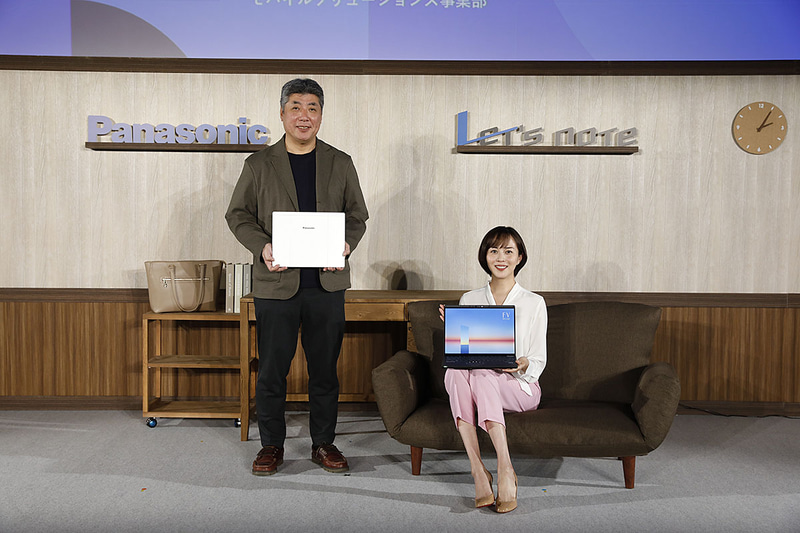 2022年1月までレッツノートのイメージキャラクターを務めた女優の比嘉愛未さん(写真は2021年6月の記者会見から)