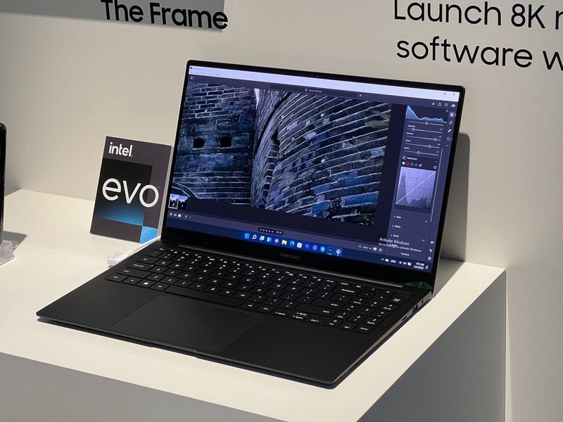 Galaxy Book2 Pro 15.6型