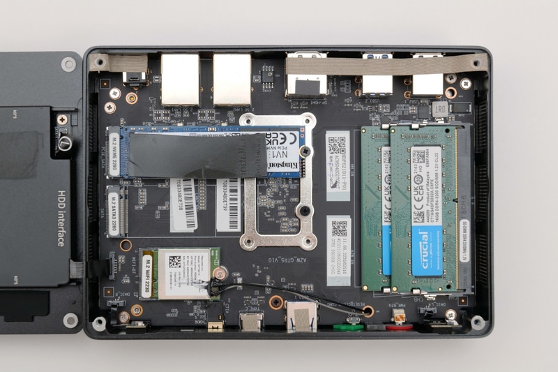 M.2ストレージは「KINGSTON SNVS500G」を使用。サーマルパッドが貼られている