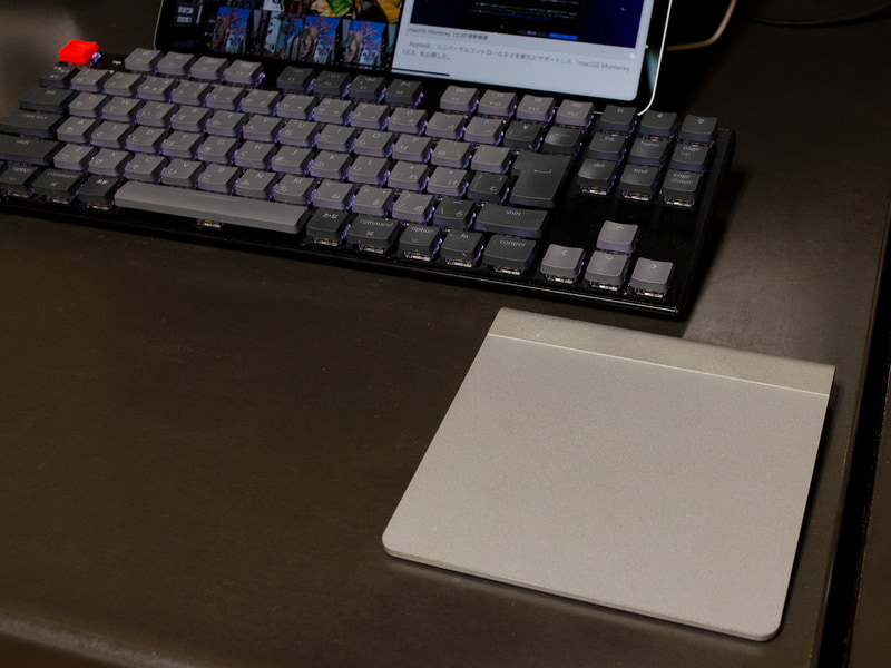 3本指系のジェスチャがiPad Pro側でも使えるため、デスクトップ系にはMagic Trackpadがほしいところ