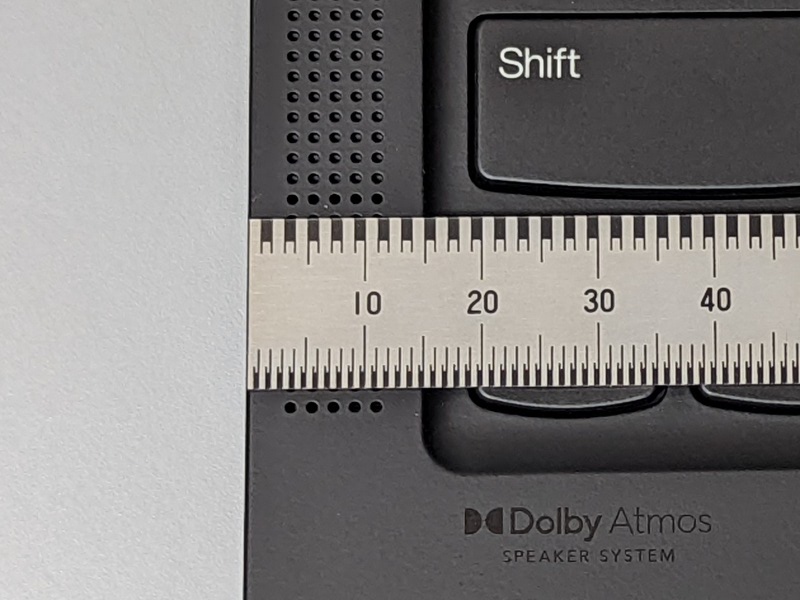 今回のGen 9はスピーカーが搭載されたにもかかわらず、幅は15mmと変わっていない