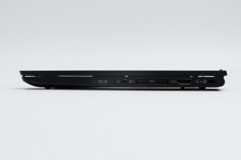 Hothotレビュー】Ryzen搭載で971gからの13.3型ビジネスモバイル