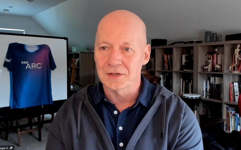 Intel 副社長 兼 クライアントグラフィックス製品事業部長 ロジャー・チャンドラー氏