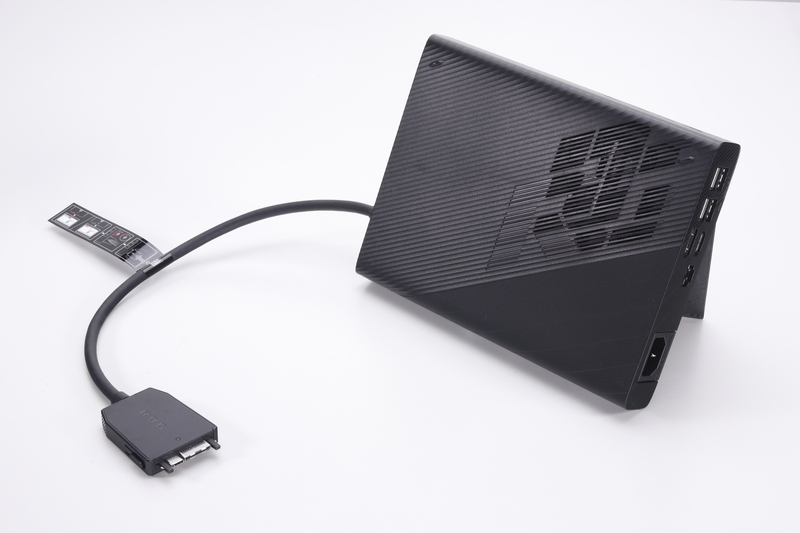 ROG XG Mobile GC32L。Radeon RX 6850M XTと12GBのGDDR6メモリを搭載