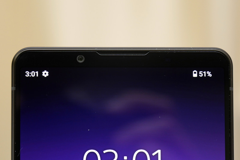 前面カメラは1/2.9型1,200万画素センサーを採用