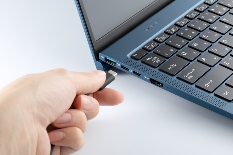 Thunderbolt 4を2基搭載し、USB PD給電も対応