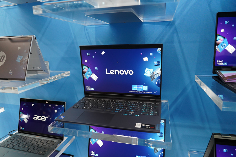 Lenovoの第12世代Core HX搭載ノートPC