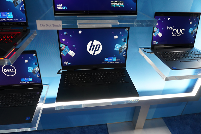 HPの第12世代Core HX搭載ノートPC
