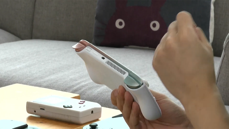 実際の重量は400gを切るという