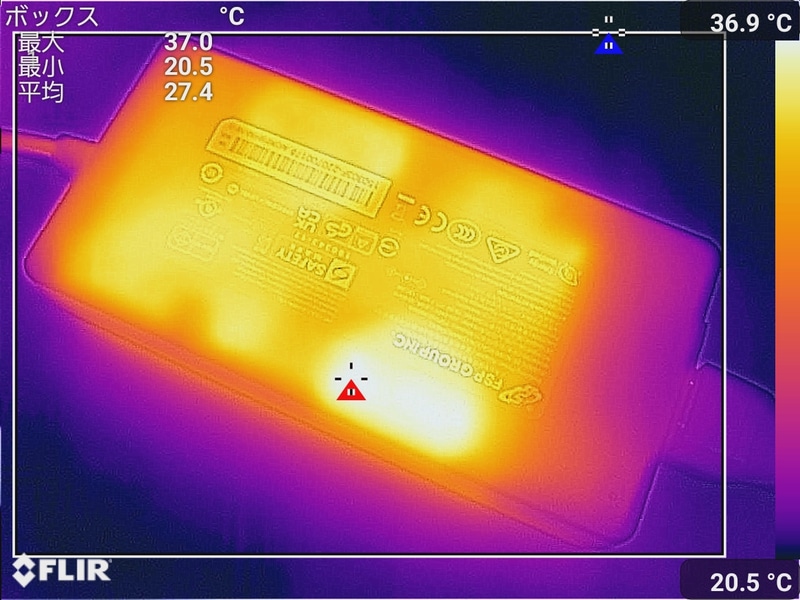 ACアダプタの最大温度は37.0℃