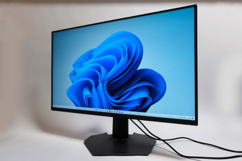 Hothotレビュー】近距離の撃ち合い/遠距離の索敵を有利に。32型4K