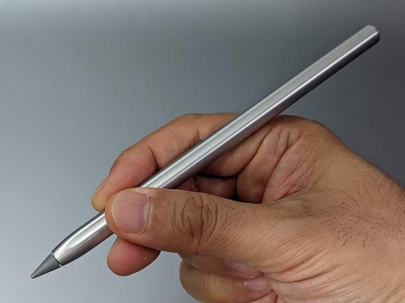 スタイラスことM-Pencil(第2世代)が付属する