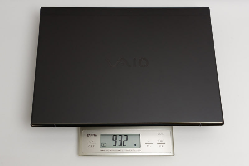 重量は実測932gだった