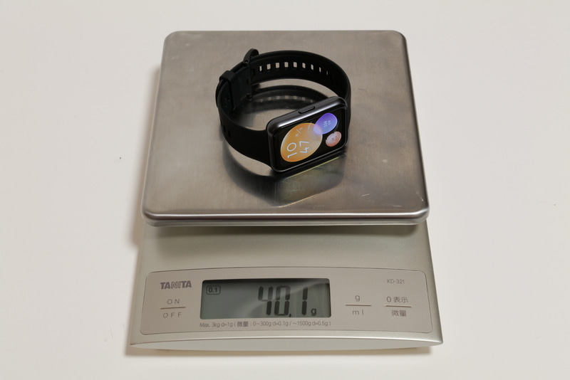本体とストラップの合計重量は実測40.1g