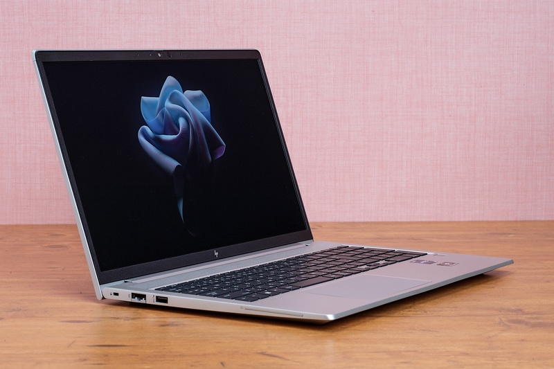 IPS駆動方式のパネルは視野角も広い