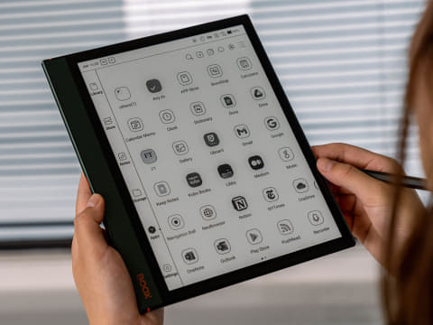10.3型電子ペーパーAndroidタブ「BOOX NoteAir2Plus」。バッテリ増で新