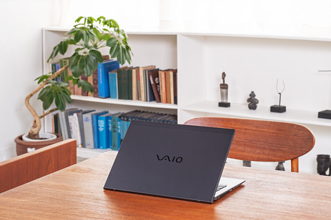 たった3年前のモデルが置いてけぼり！14コアCPU搭載最新VAIOの圧倒的