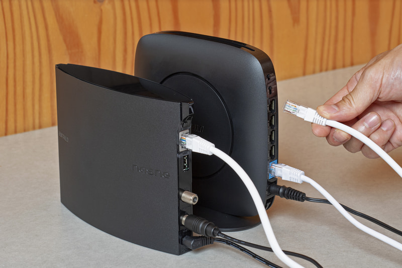 Wi-FiルーターとnasneをLANケーブルでつなげば準備完了