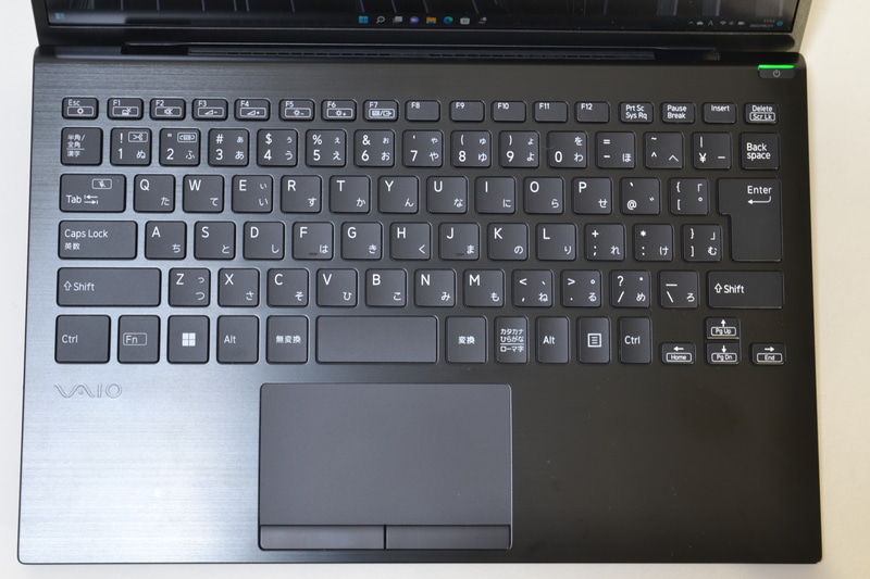 余裕のあるキーピッチ。配列もオーソドックスで使いやすい