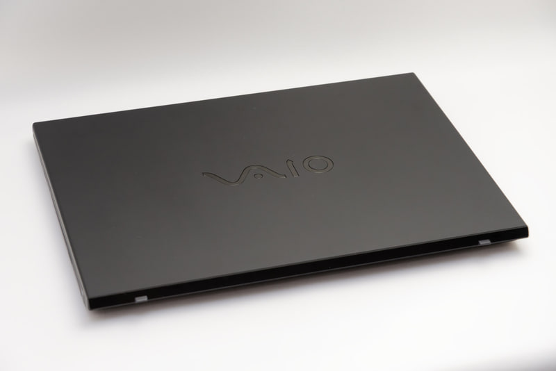 こちらはハイスペックモデルとなるALL BLACK EDITION