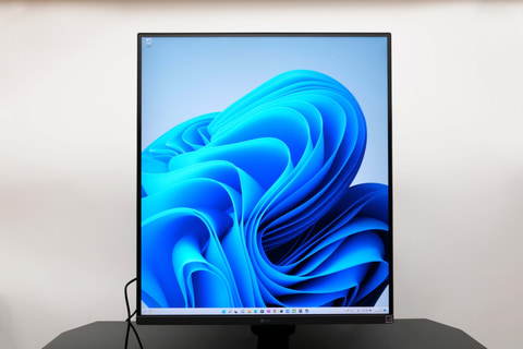 Hothotレビュー】画面比率16:18の27.6型モニター「28MQ780-B」実機
