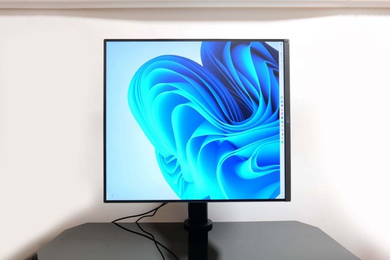 ピボット(画面回転)は左90度