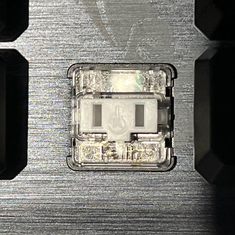 特集】ロープロファイルなメカニカルキーボードのすすめ - PC Watch