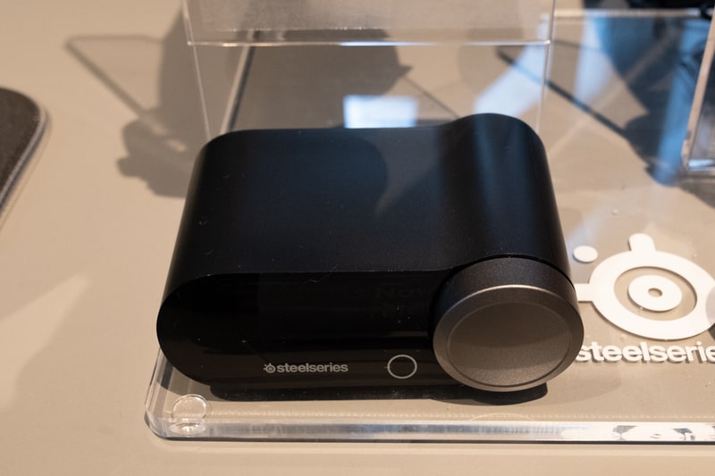 無線モデルに付属のBase Station