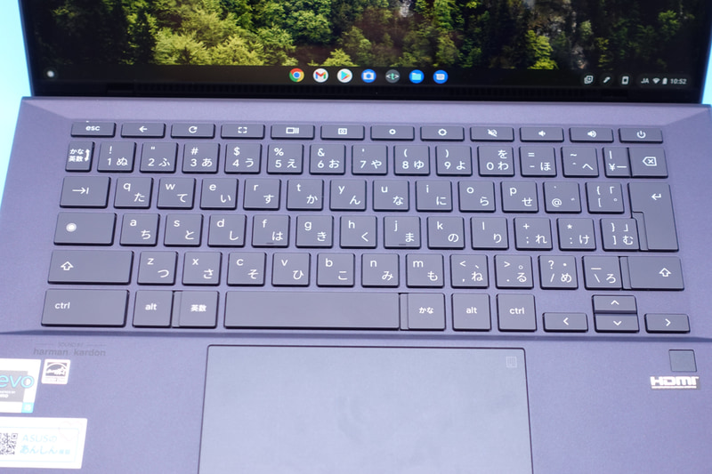 Chromebookのキーボード最上段は各種機能のショートカットが用意されている