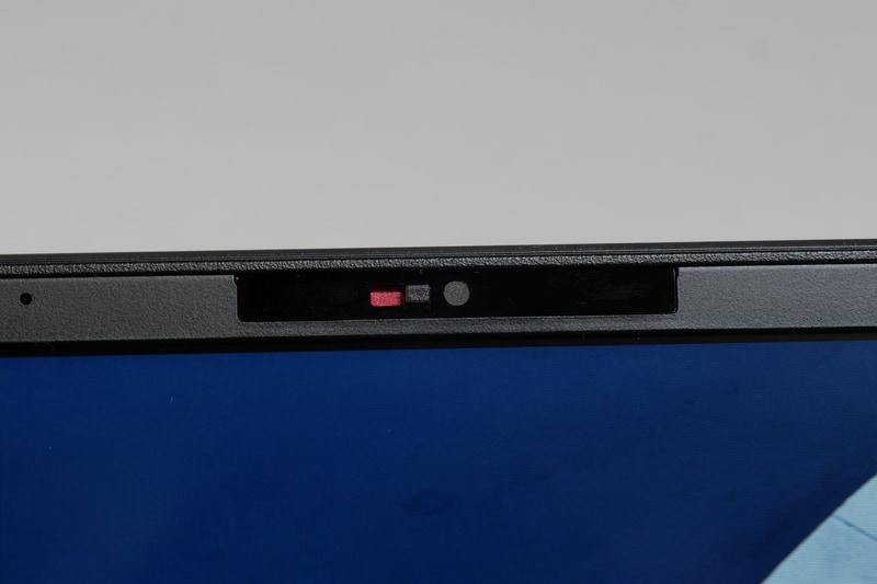 カメラにはプライバシーシャッターを搭載