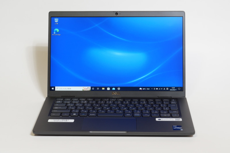 ディスプレイを開いて正面から見た様子