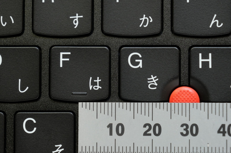 主要キーのキーピッチは約19mmフルピッチを確保