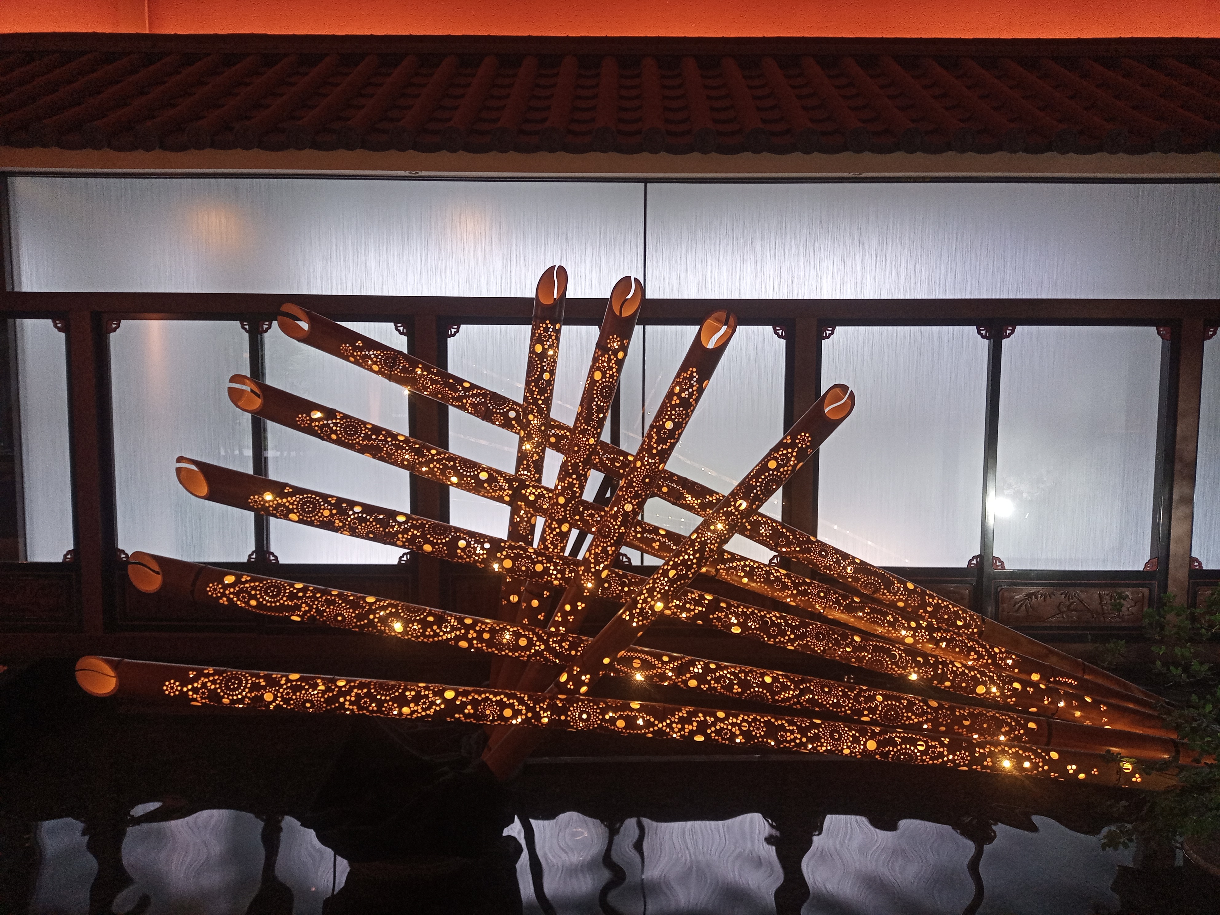 暗所でもきちんと構えればブレずに撮れる