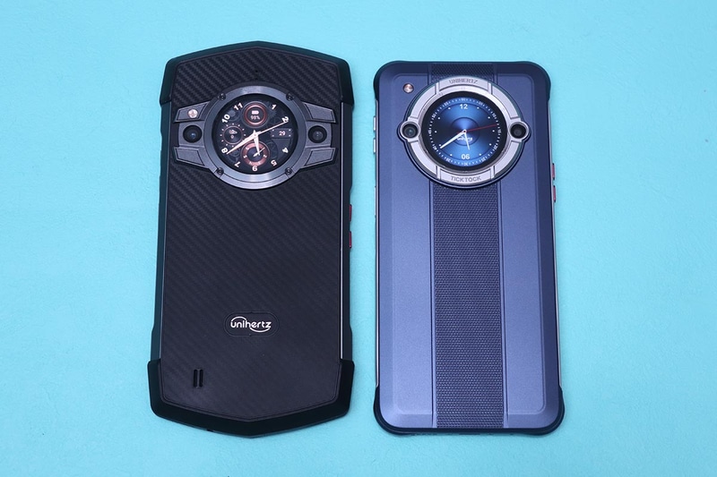 背面の円形サブ液晶は継承しつつ、スリムになり、よりスポーティーな筐体に