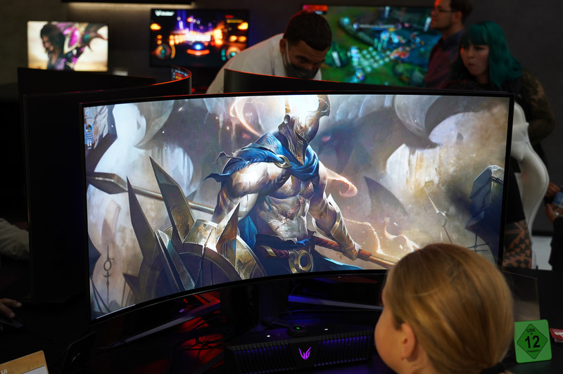 来場者もその没入感に感心しているようだった