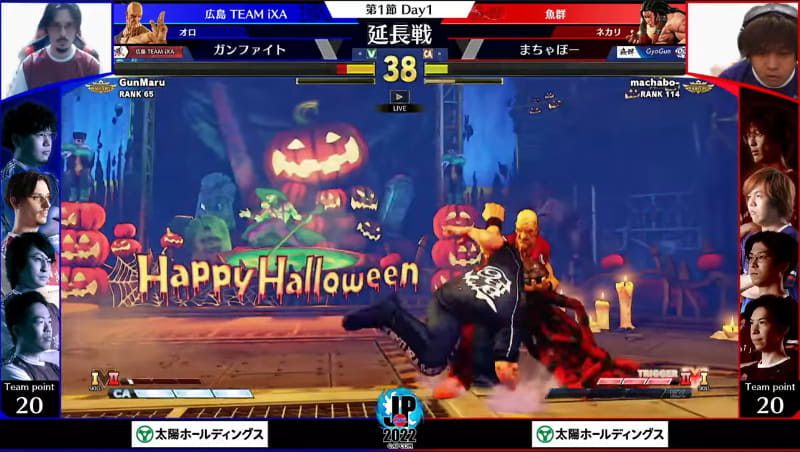 ガンファイトオロはコンボの最後に決めるはずのクリティカルアーツをミスする痛恨のミス! その隙を見逃さずまちゃぼーネカリがクリティカルアーツ「名誉の儀式」発動するもそれをガードで防ぐ驚異の展開! そのままガンファイトオロが貴重なBO1を制して延長戦を勝利、チームを勝利に導いた