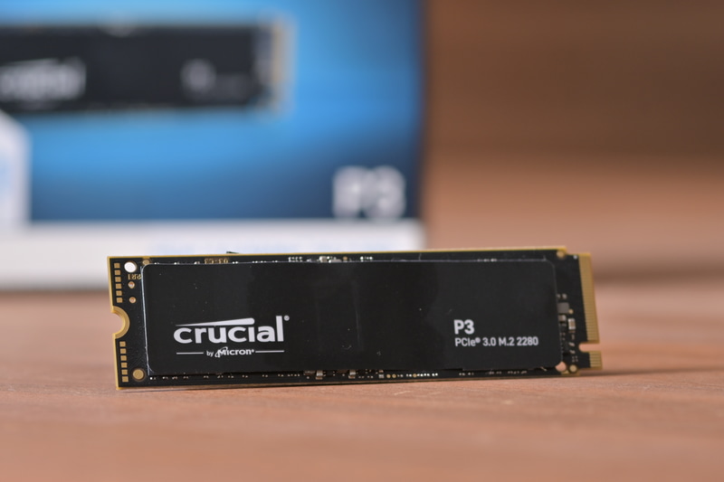 PCI Express 4.0 x4に対応したCrucial P3 Plusと 3.0 x4に対応したP3も合わせて評価。インターフェース規格の差だけでなく、製品グレードによる速度の違いも確認できます