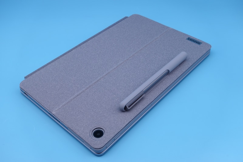 ペンホルダーとペンを装着したところ