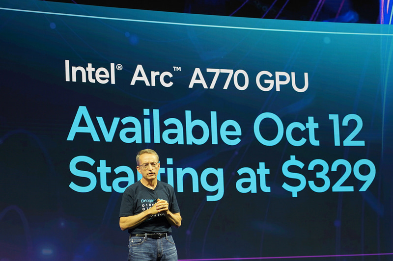 10月12日から329ドルという市場想定価格からで販売開始される計画